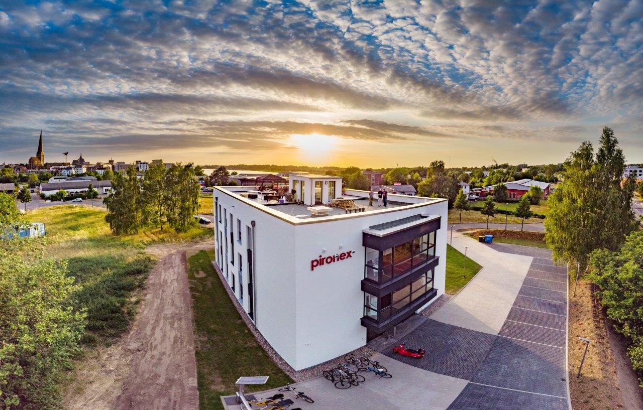 Electronics development and software development pironex Development service provider for electronics and software pironex GmbH